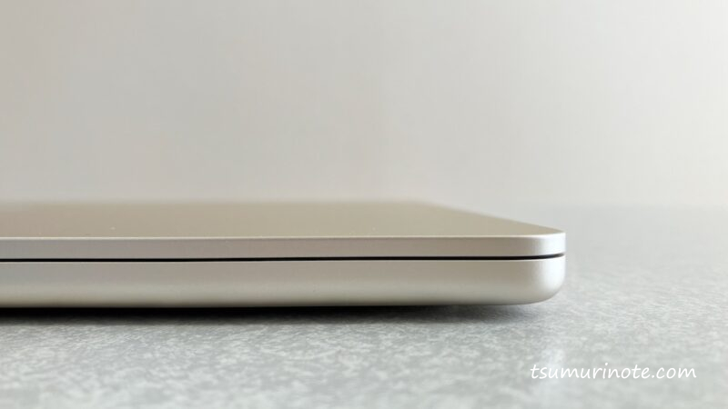 13インチMacBook Air M2縁のデザイン