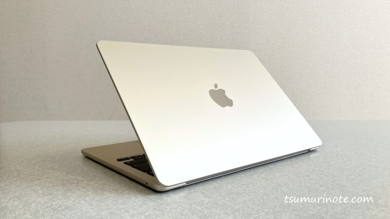 MacBook Air M2 スターライト